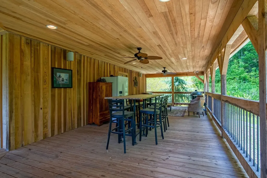 59 Russell Lane Pleasant Shade TN 37145
