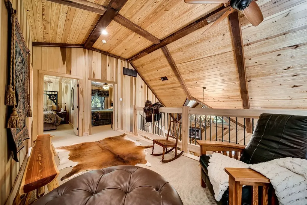 59 Russell Lane Pleasant Shade TN 37145