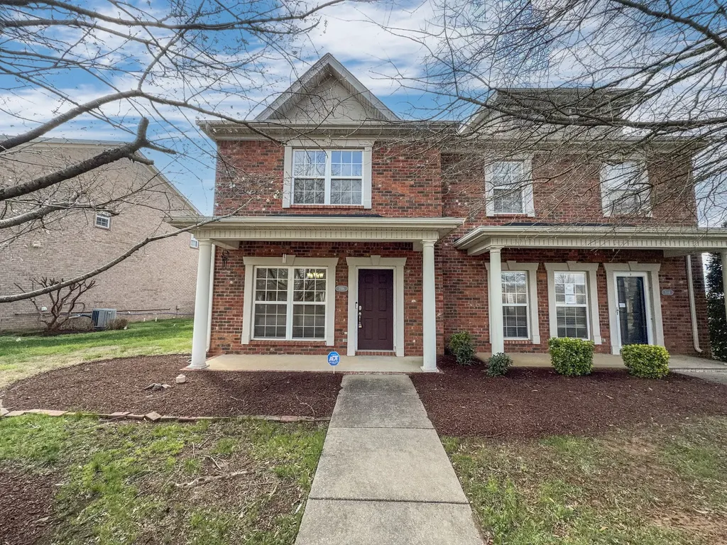 2116 Cason Lane Murfreesboro TN 37128