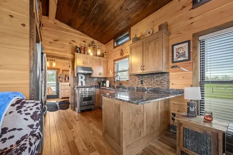 1765 Sugartree Springs Road Belvidere TN 37306