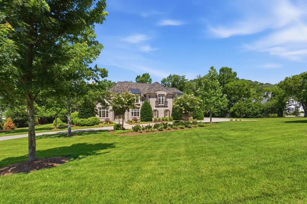 4533 Alcott Drive Nashville TN 37215