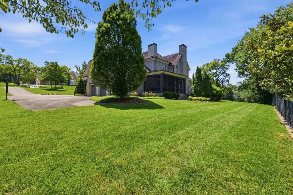 4533 Alcott Drive Nashville TN 37215
