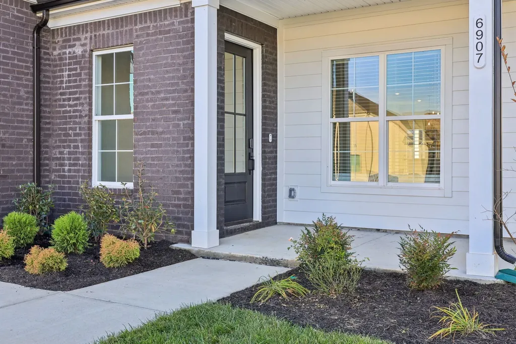 6907 Wayana Drive Murfreesboro TN 37127