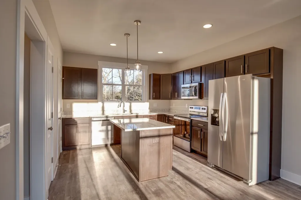 405 Harper Landing Chapel Hill TN 37034
