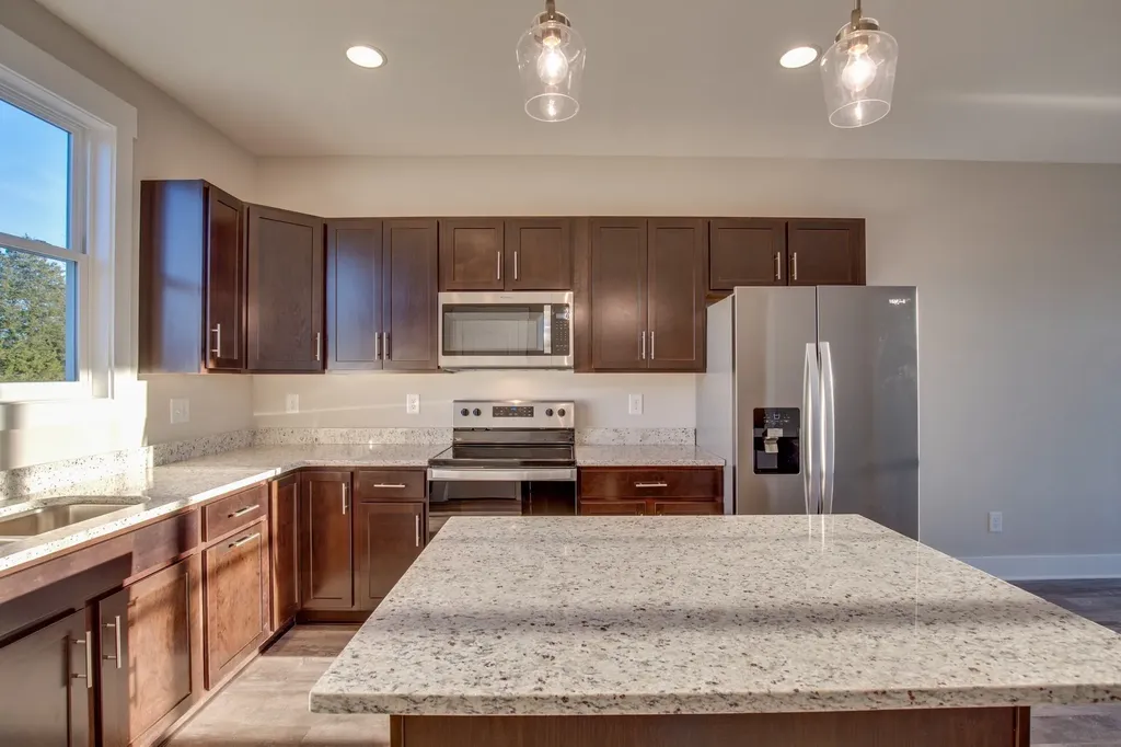 405 Harper Landing Chapel Hill TN 37034