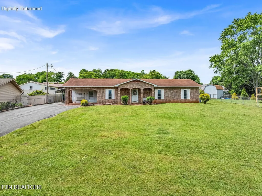 1000 Grandview Drive Lenoir City TN 37772