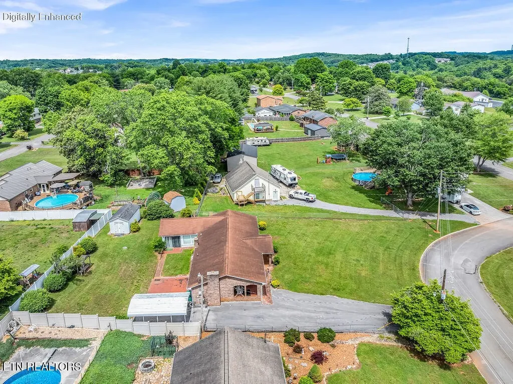 1000 Grandview Drive Lenoir City TN 37772