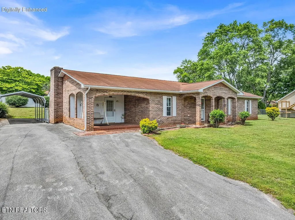 1000 Grandview Drive Lenoir City TN 37772