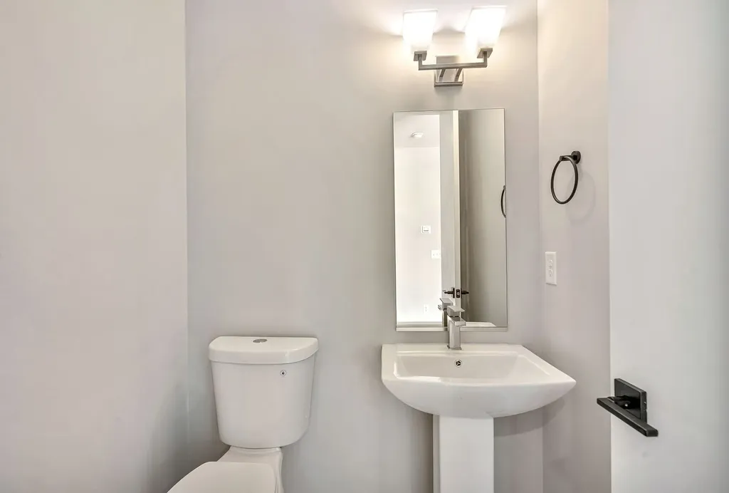 2244 Whites Creek Pike Nashville TN 37207