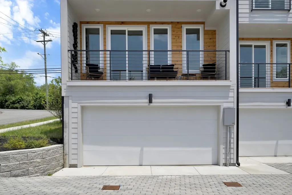 2244 Whites Creek Pike Nashville TN 37207