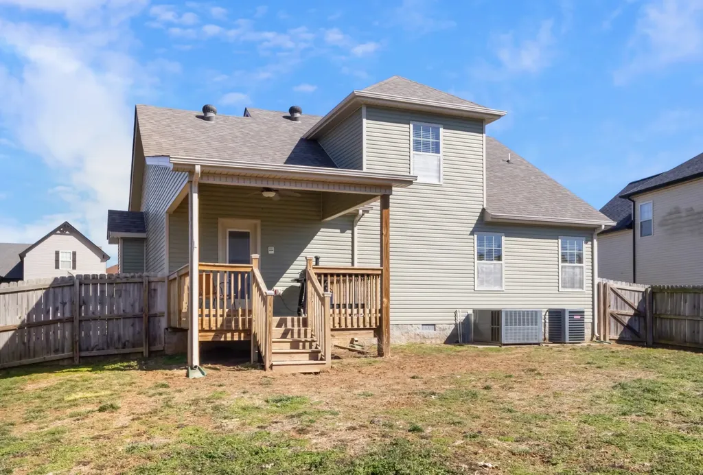 3754 Tradewinds Terrace Clarksville TN 37040