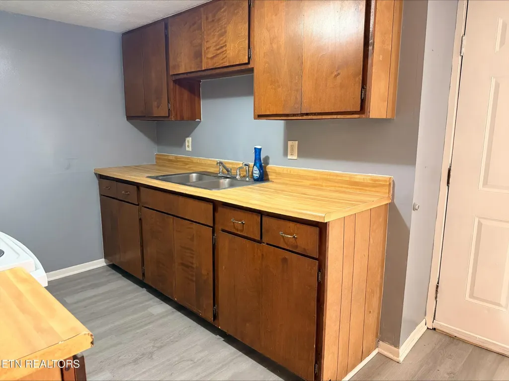 2703 Bridalwood Drive Knoxville TN 37917
