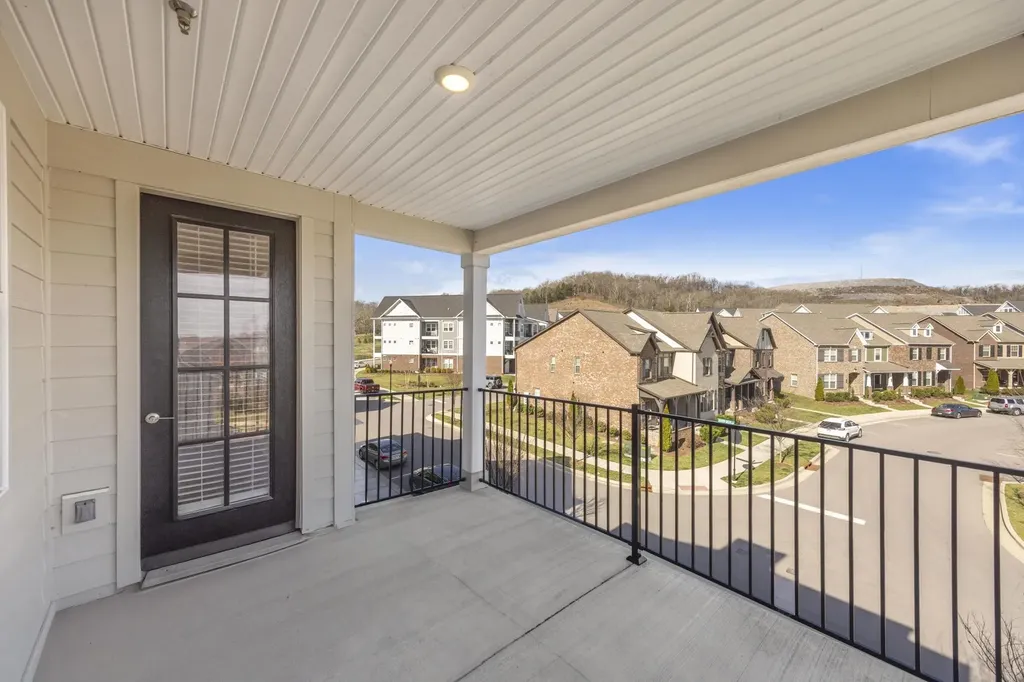 1801 Shadow Green Drive Franklin TN 37064