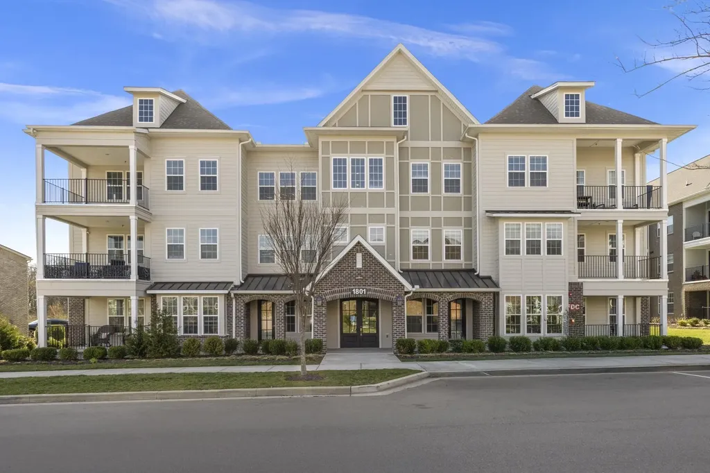 1801 Shadow Green Drive Franklin TN 37064