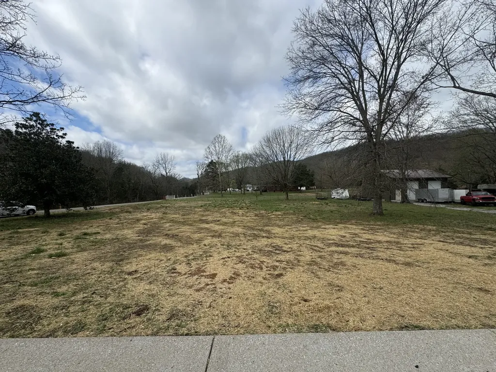 265 Hartsville Pike Carthage TN 37030