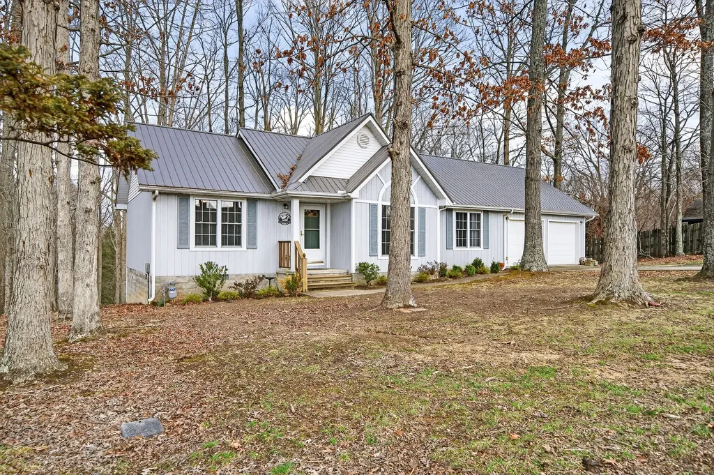 1703 Perimeter Drive Jamestown TN 38556