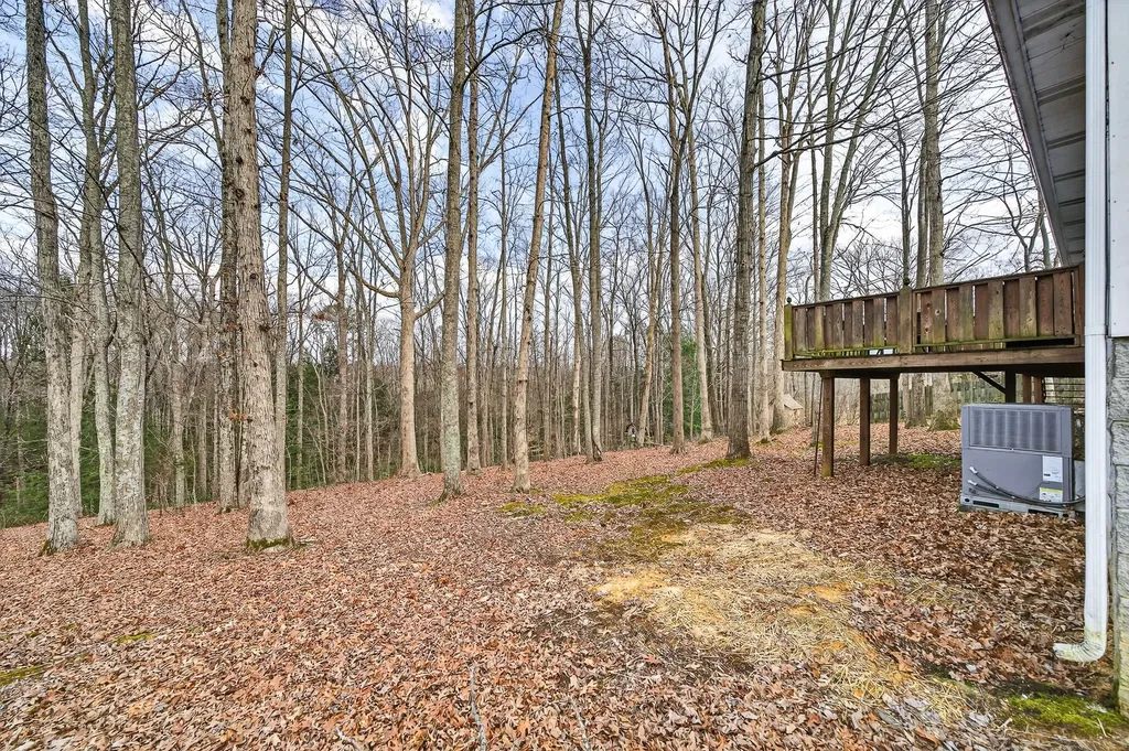 1703 Perimeter Drive Jamestown TN 38556