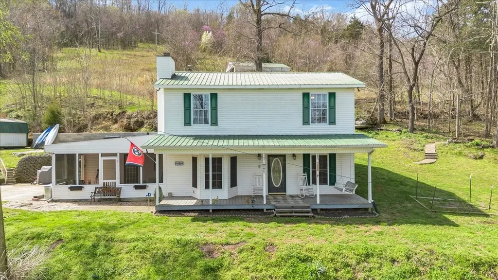 394 Lou Drive Dowelltown TN 37059