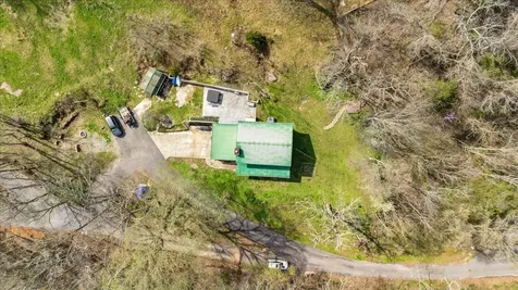 394 Lou Drive Dowelltown TN 37059