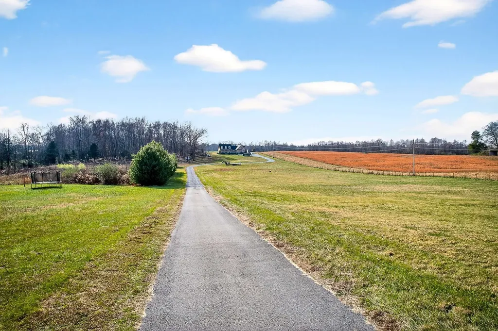 205 Lbl Drive Mcminnville TN 37110