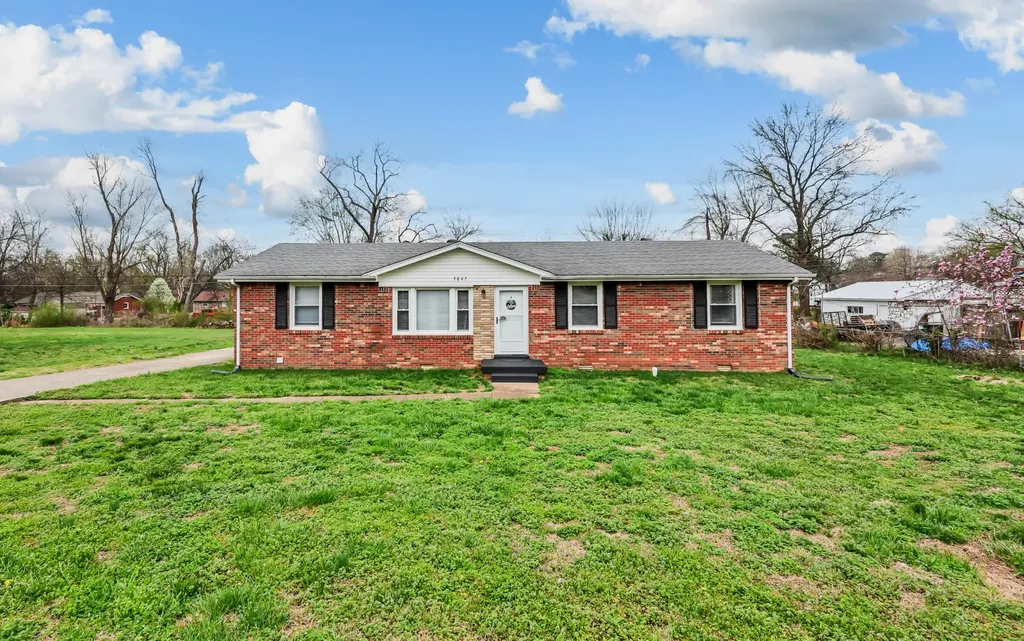 5047 Collinwood Drive Clarksville TN 37042