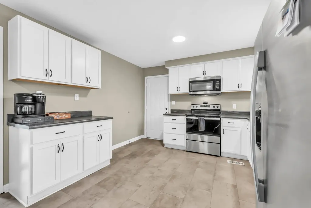 5047 Collinwood Drive Clarksville TN 37042