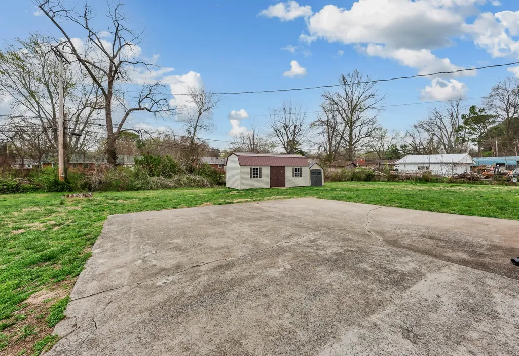 5047 Collinwood Drive Clarksville TN 37042
