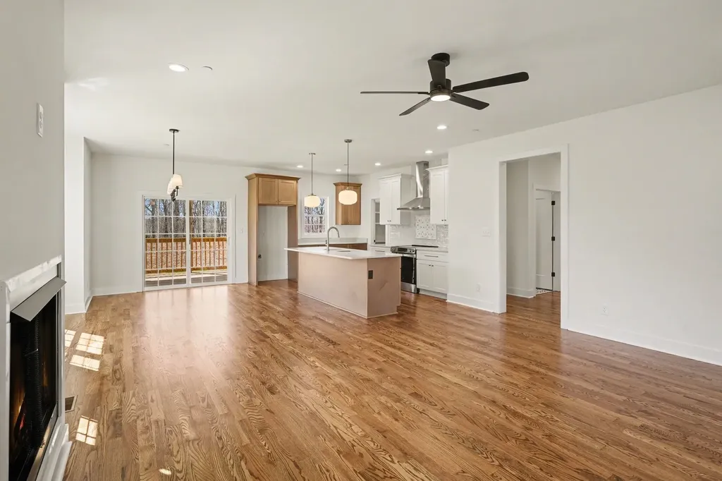 2031 Eagles Bluff Drive Pleasant View TN 37146