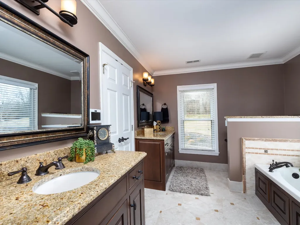 9450 Foothills Court Brentwood TN 37027