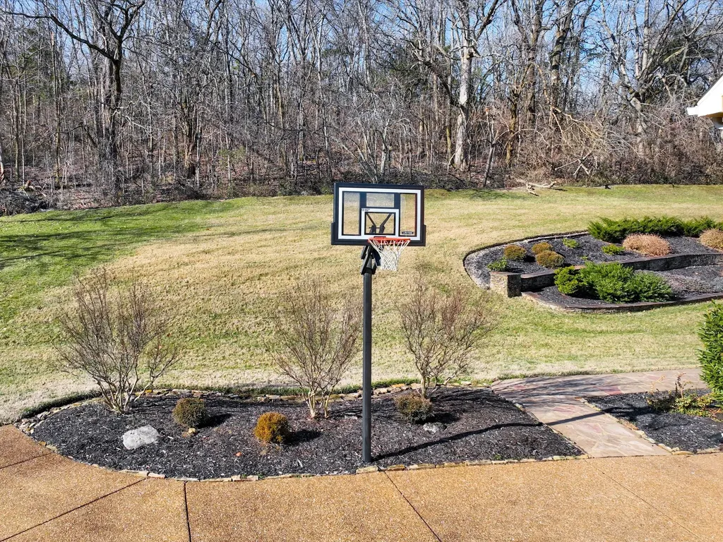 9450 Foothills Court Brentwood TN 37027