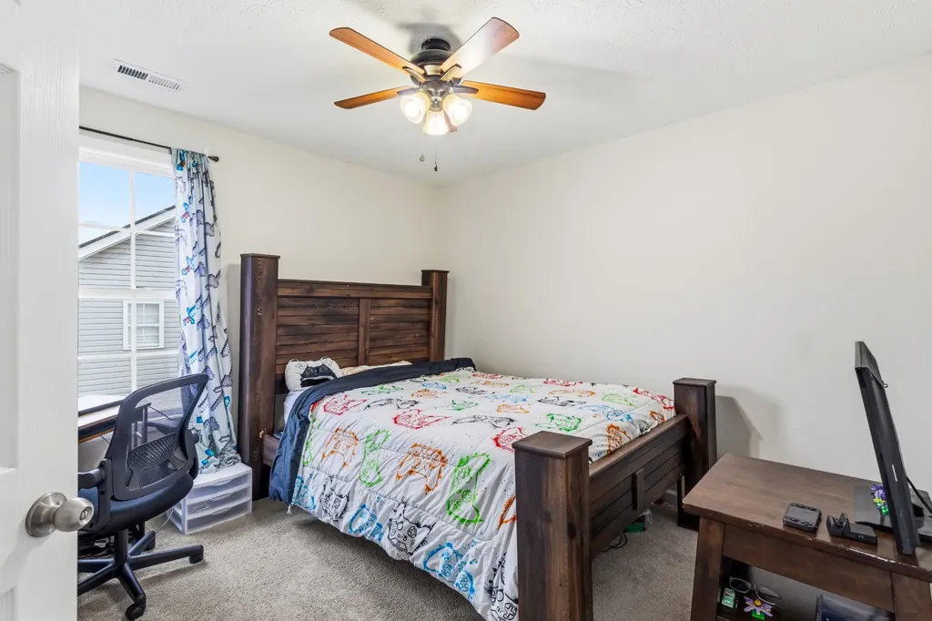 2785 Ridgepole Drive Clarksville TN 37040