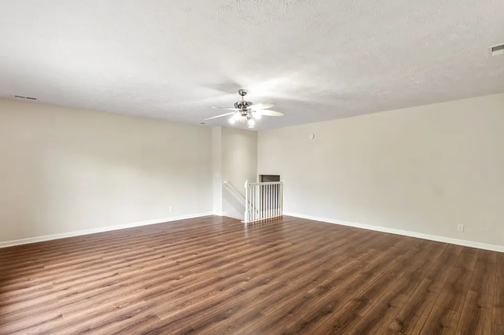 2785 Ridgepole Drive Clarksville TN 37040