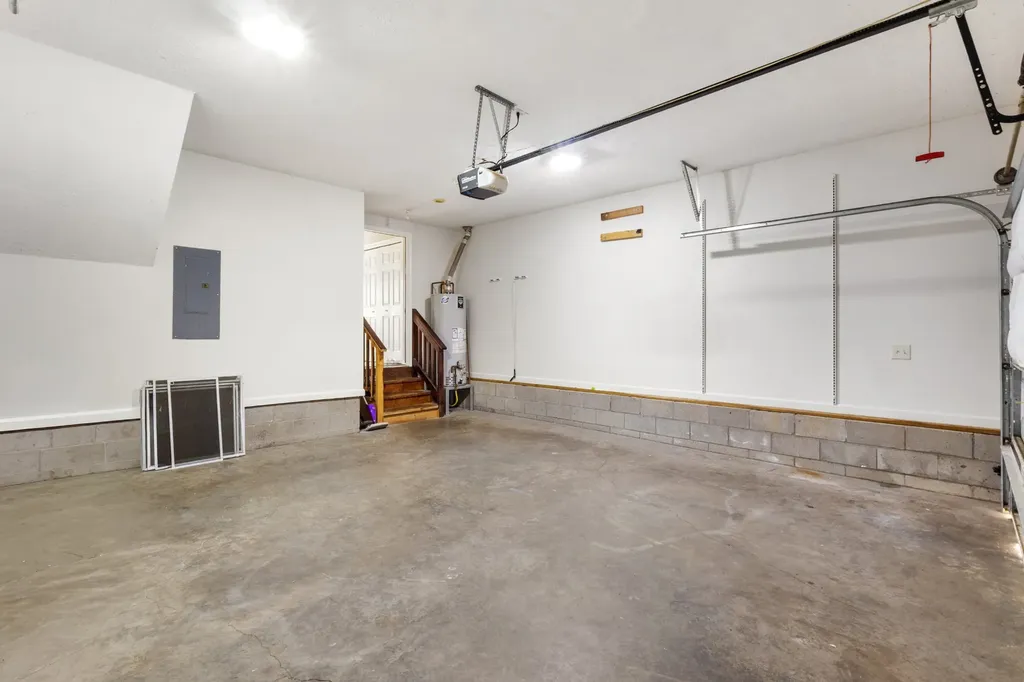 2785 Ridgepole Drive Clarksville TN 37040