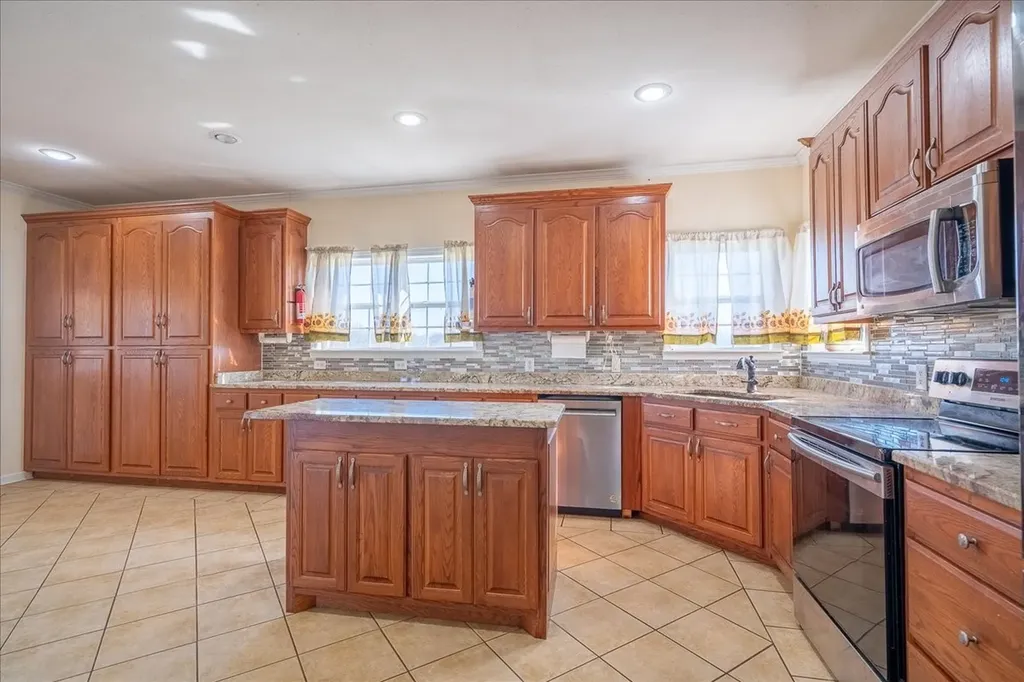 158 Big Springs Road Lawrenceburg TN 38464