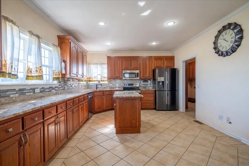 158 Big Springs Road Lawrenceburg TN 38464