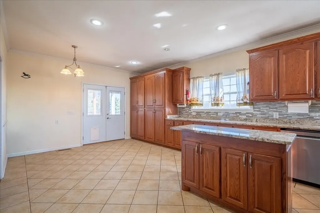 158 Big Springs Road Lawrenceburg TN 38464