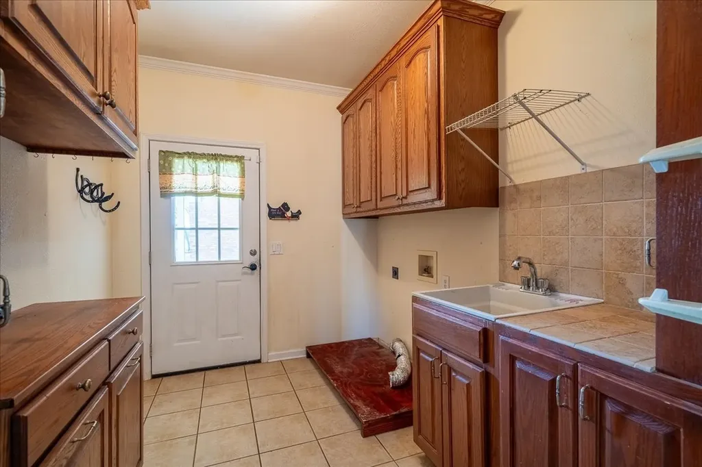 158 Big Springs Road Lawrenceburg TN 38464