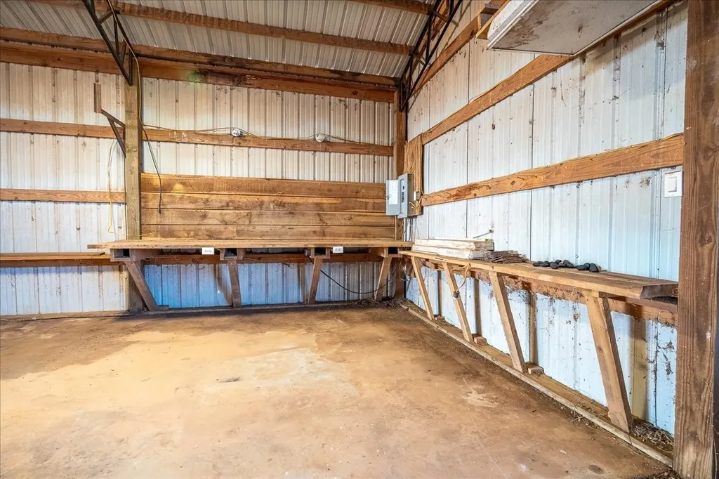158 Big Springs Road Lawrenceburg TN 38464