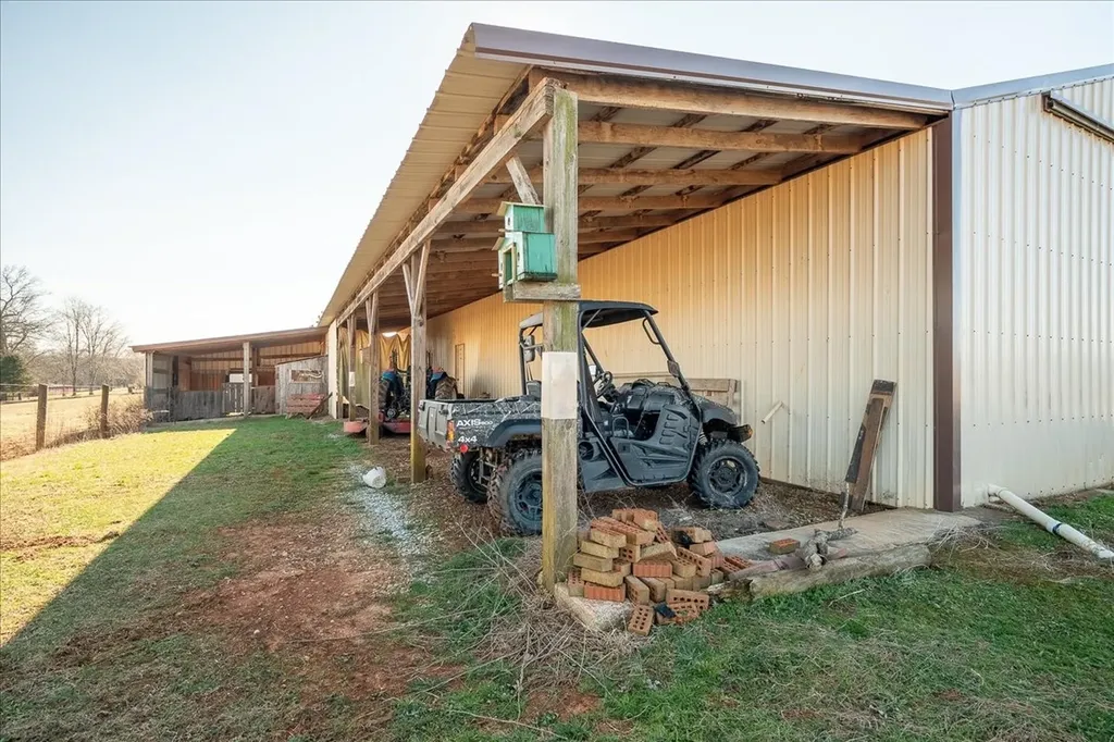 158 Big Springs Road Lawrenceburg TN 38464