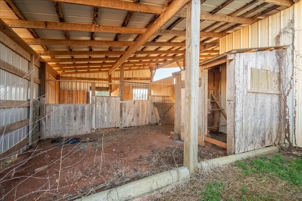 158 Big Springs Road Lawrenceburg TN 38464