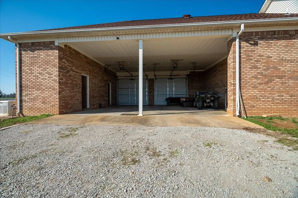 158 Big Springs Road Lawrenceburg TN 38464