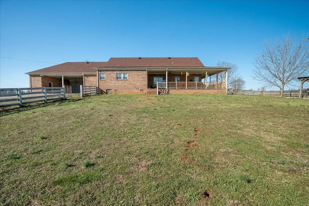 158 Big Springs Road Lawrenceburg TN 38464