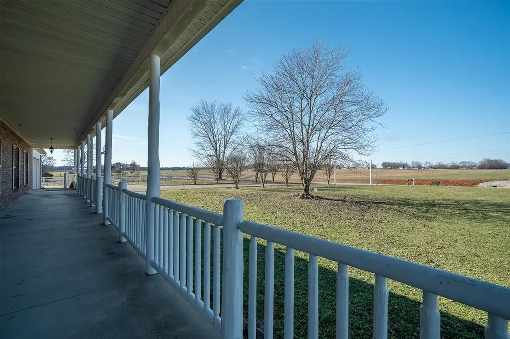 158 Big Springs Road Lawrenceburg TN 38464