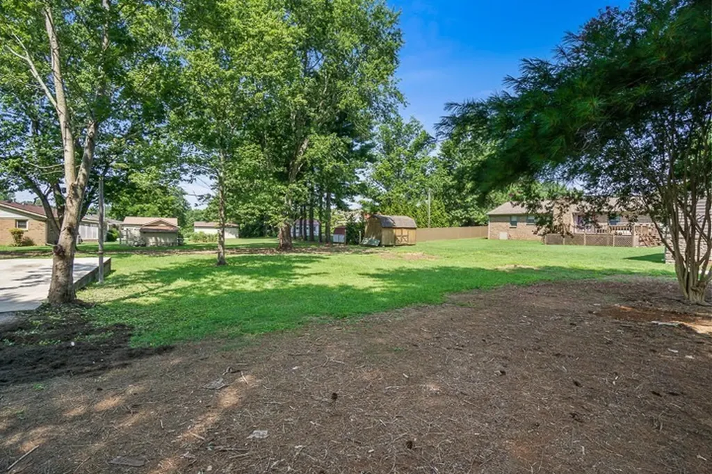 814 Chickasaw Trail Mcminnville TN 37110