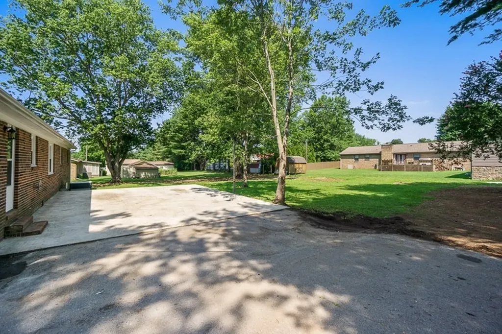 814 Chickasaw Trail Mcminnville TN 37110