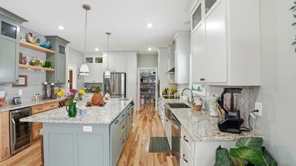 54 Thomas Road Fayetteville TN 37334
