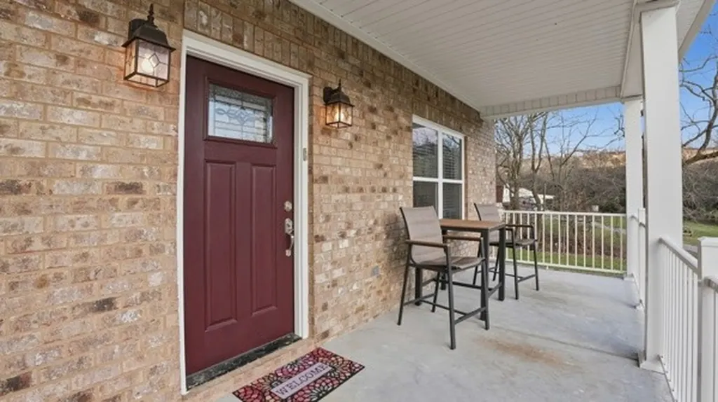 54 Thomas Road Fayetteville TN 37334
