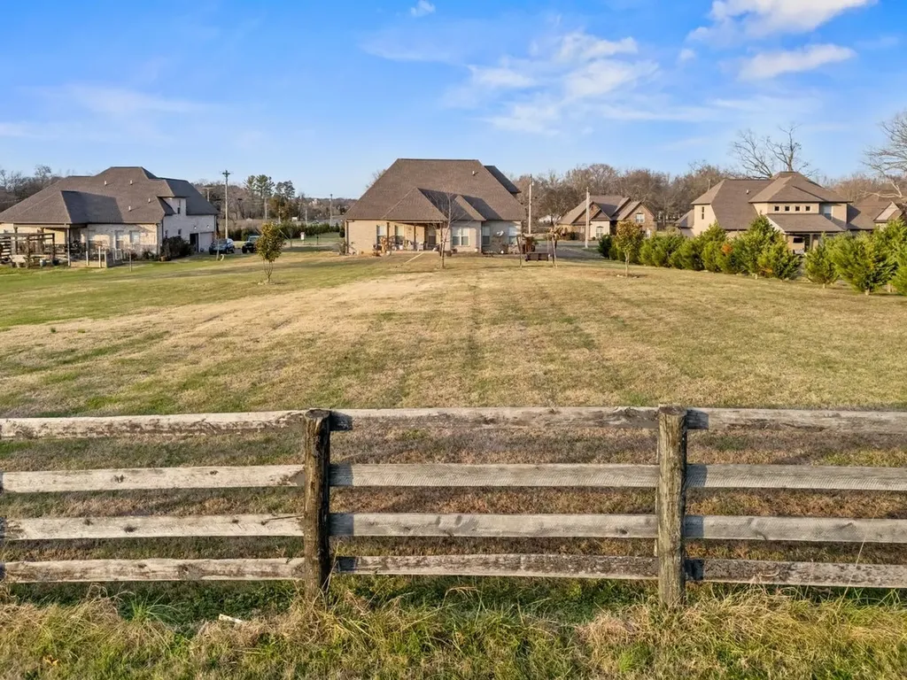 70 Cherokee Dock Road Lebanon TN 37087