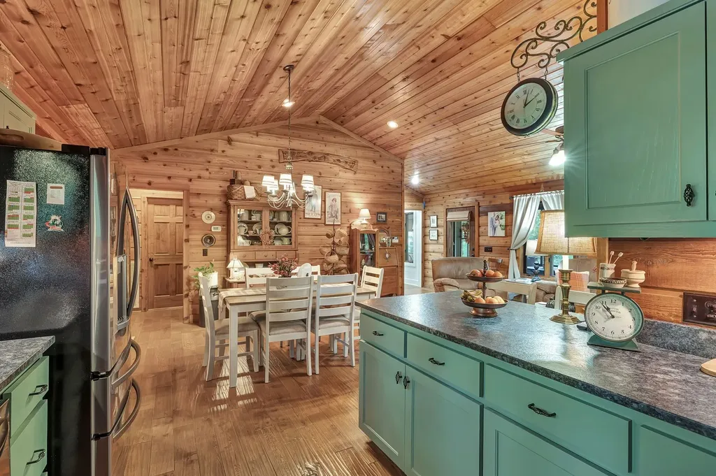 262 Brushy Road Centerville TN 37033