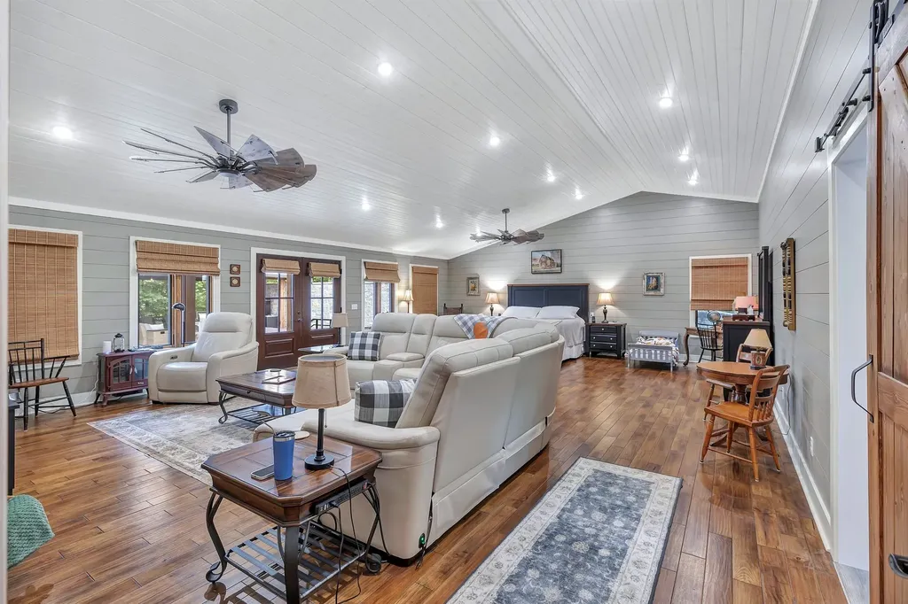 262 Brushy Road Centerville TN 37033